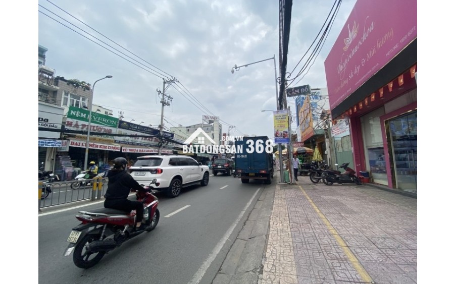 Bán nhà mặt tiền ngang 6m, Nguyễn Thị Thập, Quận 7, 194m2 3 tầng 15PN, 54.5 tỷ